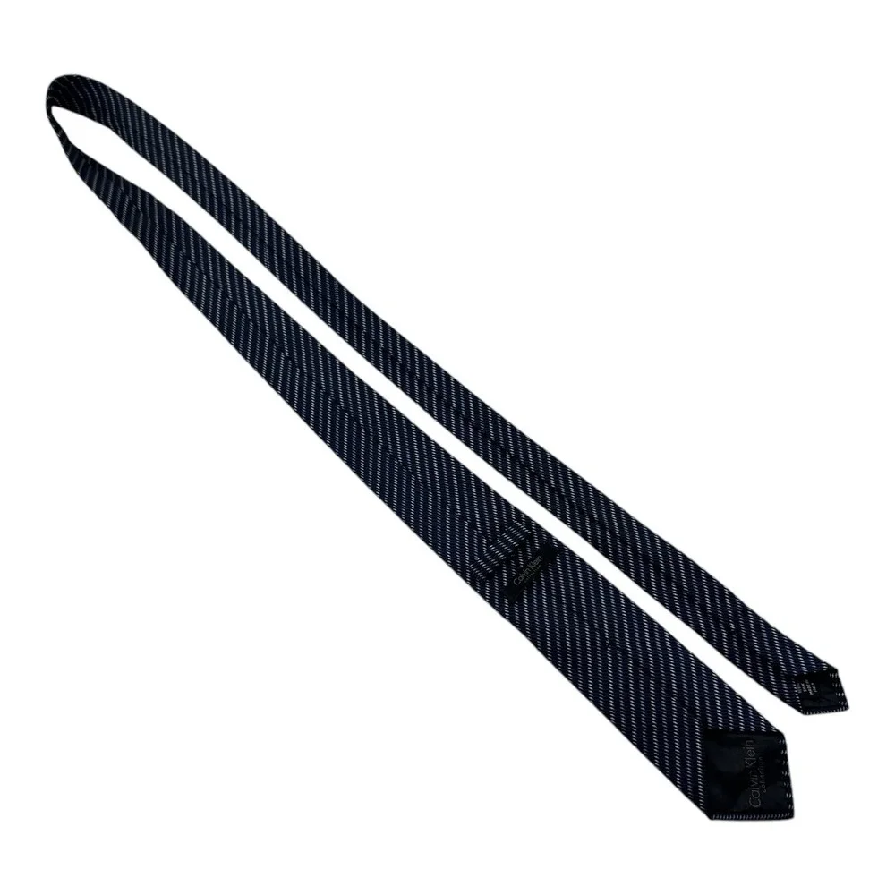 Calvin Klein Collection‎ Pure Silk Neck Tie 2.75